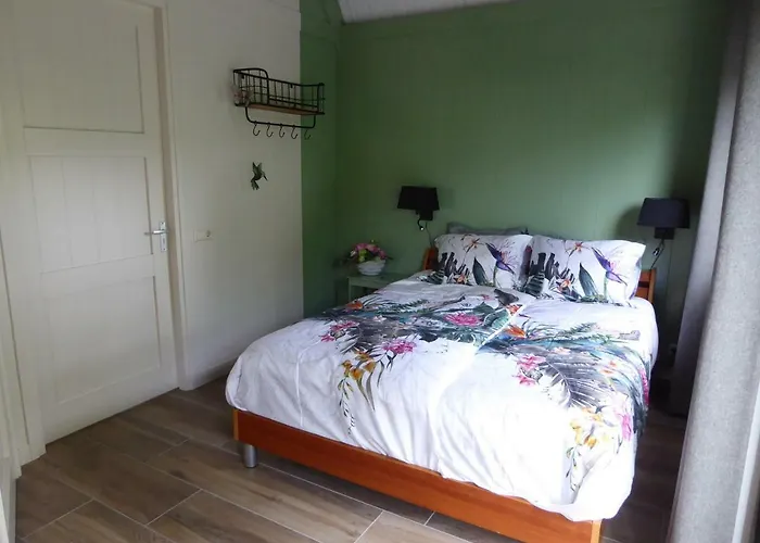 Bed & Breakfast Beemster Oase 3*